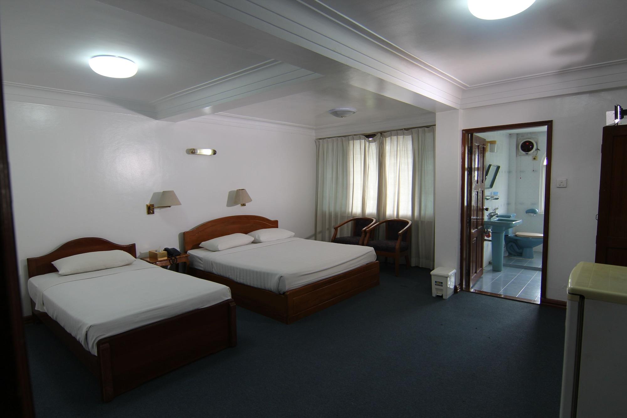 Hotel Windsor Yangon Exterior photo