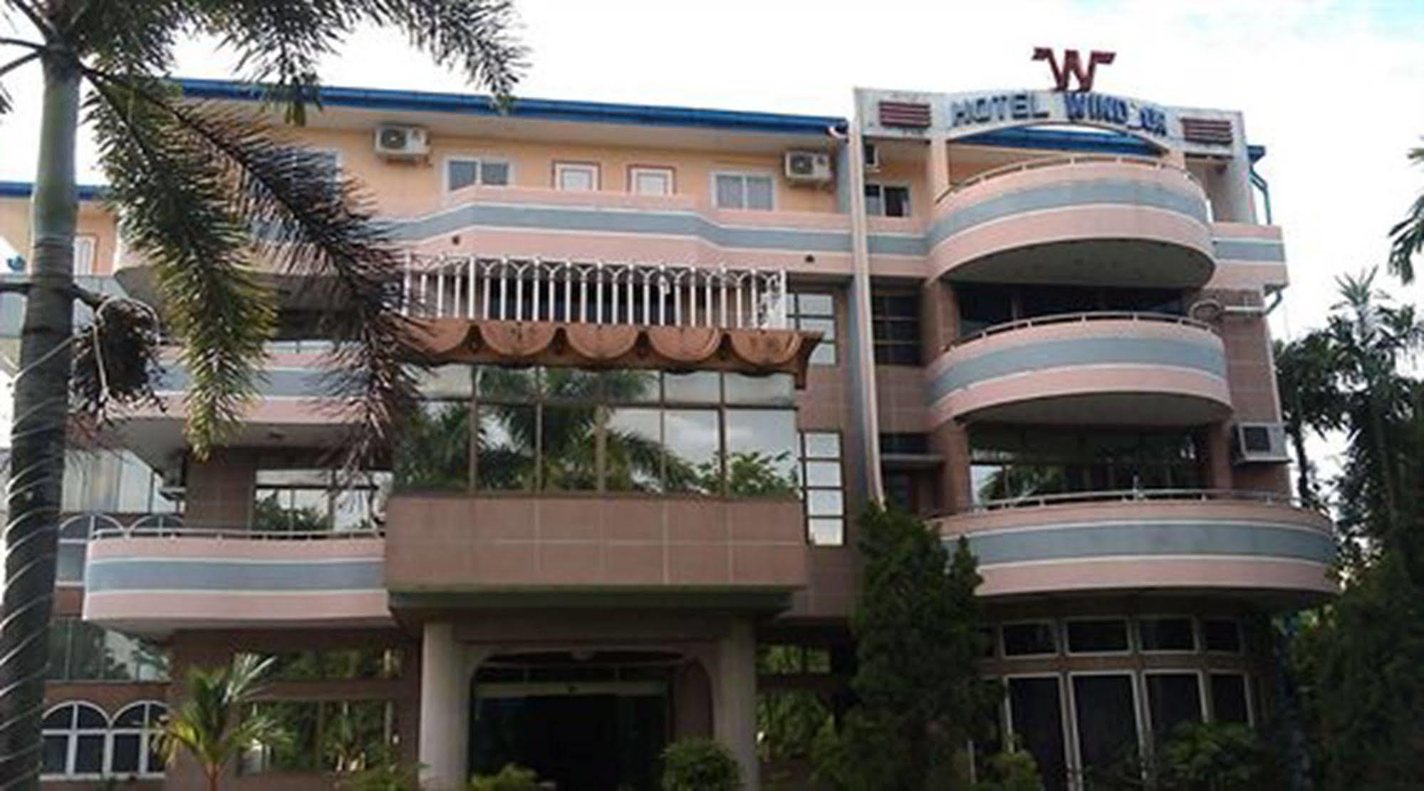 Hotel Windsor Yangon Exterior photo