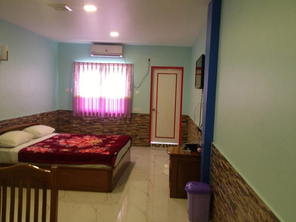 Hotel Windsor Yangon Exterior photo
